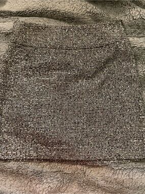 NWT Versona Shimmery Silver Metallic Tweed Mini Skirt side zipper and pockets